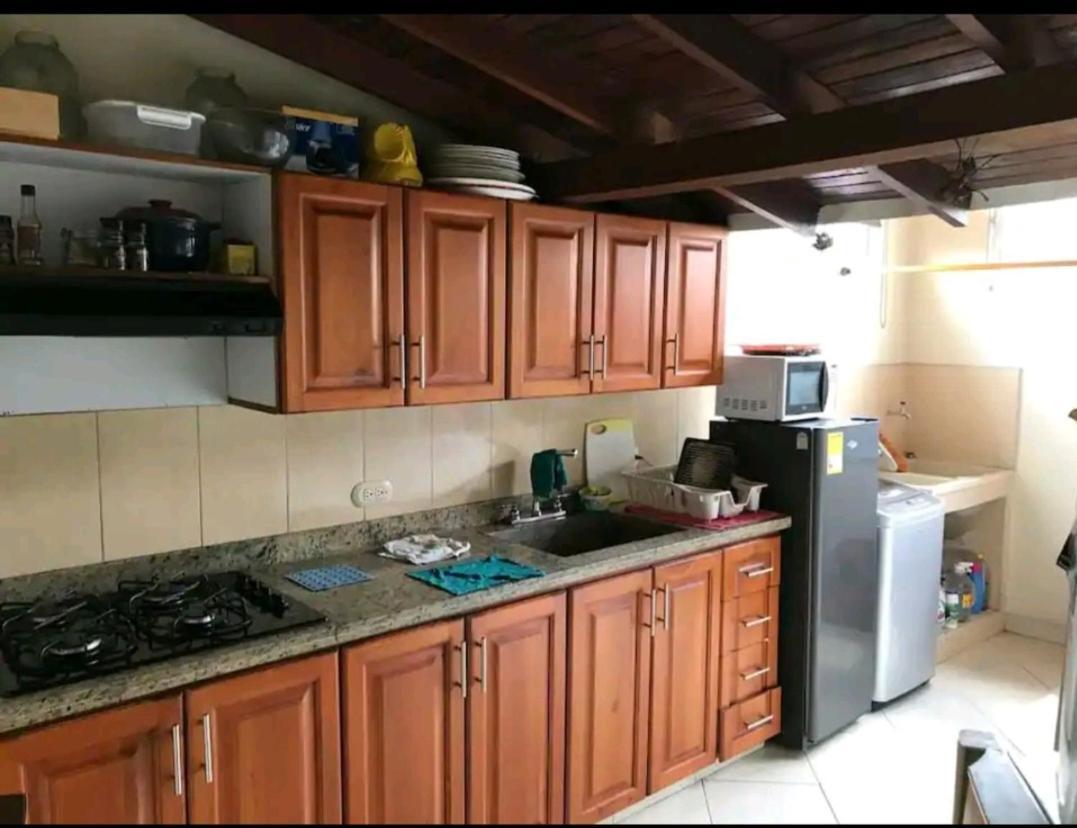 Alcobas Con Desayuno Incluido Bano Compartido Appartement Medellín Buitenkant foto