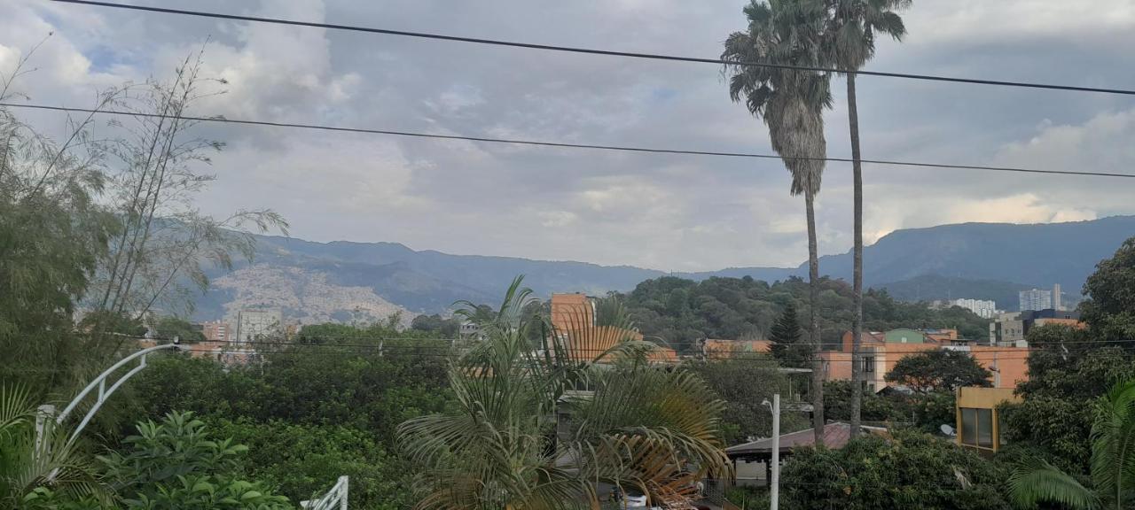 Alcobas Con Desayuno Incluido Bano Compartido Appartement Medellín Buitenkant foto